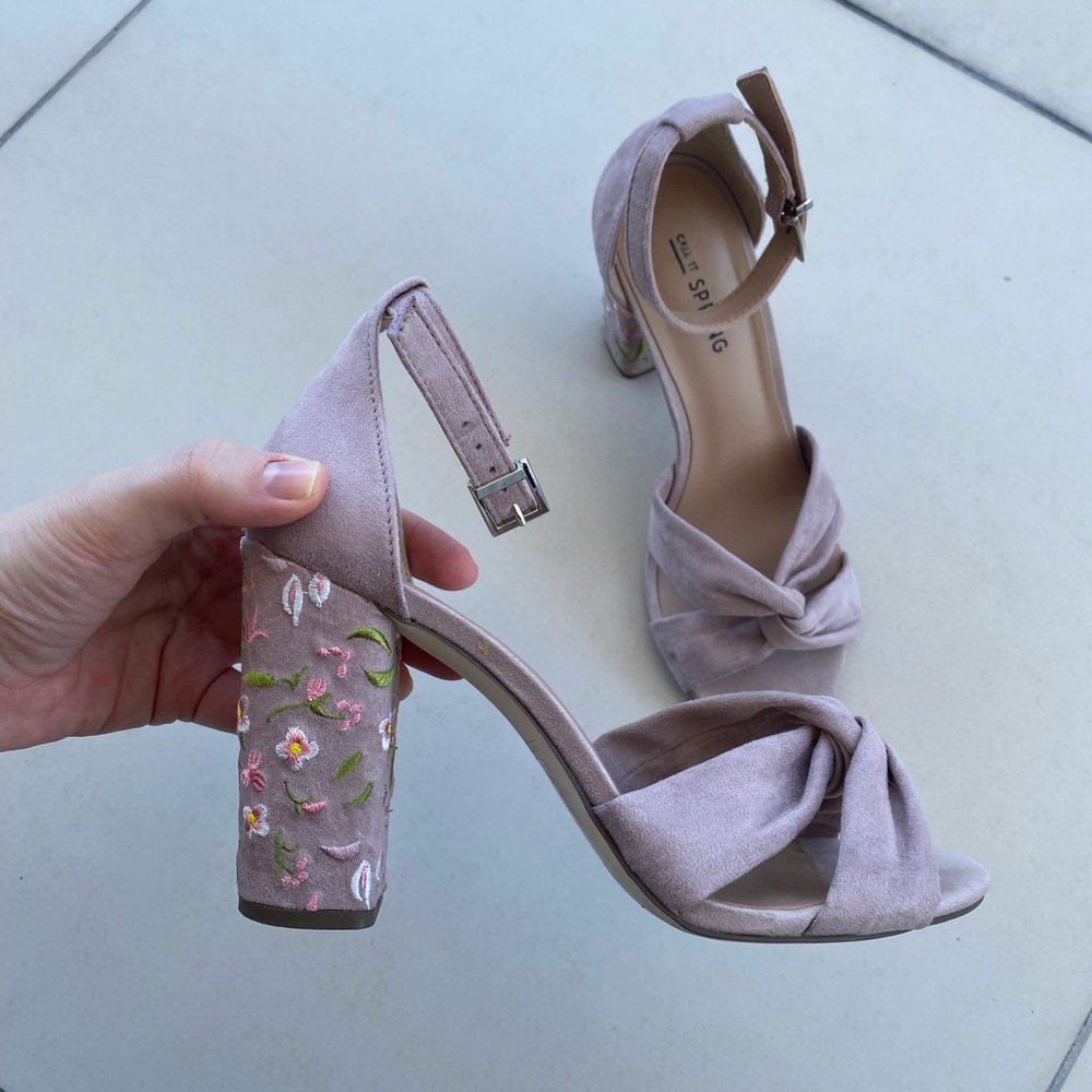 ❗️SOLD❗️Call It Spring Sandals